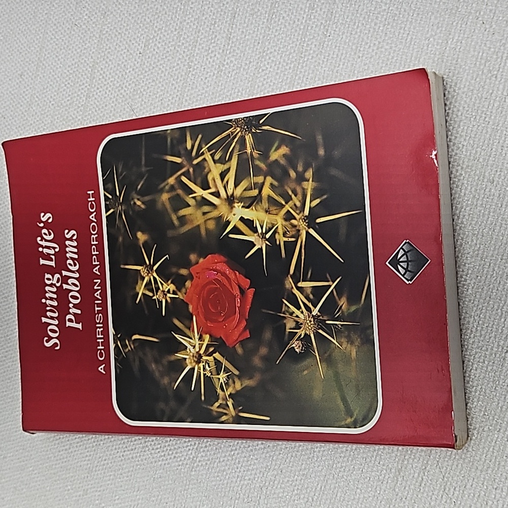 3/$20 Solving life's problems: A Christian approach - Picture 1 of 12